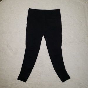 Fabletics Sz M Black Compression Leggings Women's Fitness Crop Pants Activewear